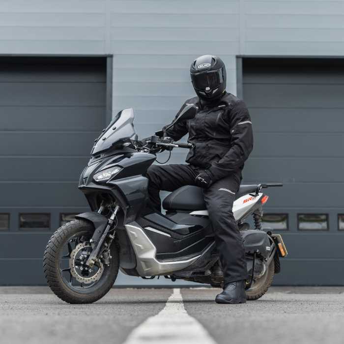 Oxford Metro 2.0 Mens Jacket Stealth Black