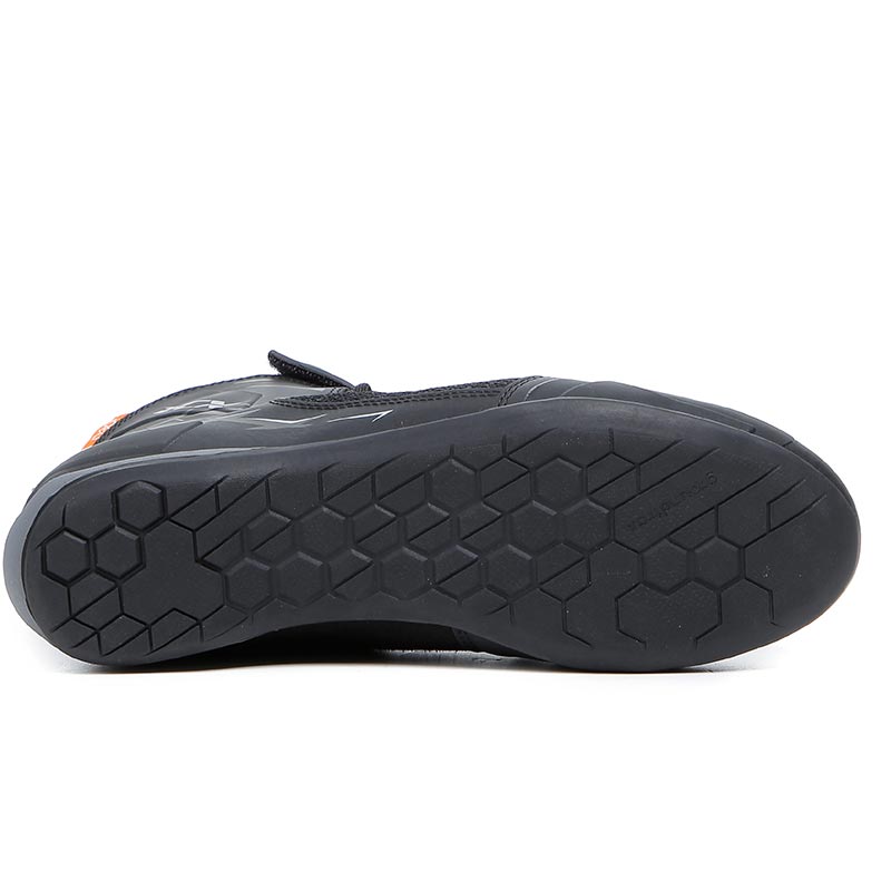 TCX R04D WP Waterproof Black White