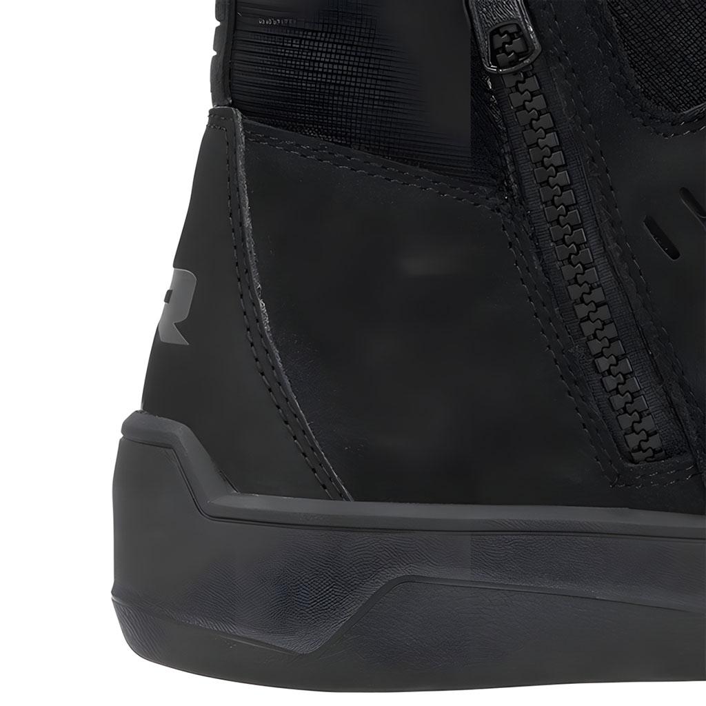 Richa Douglas WP Black