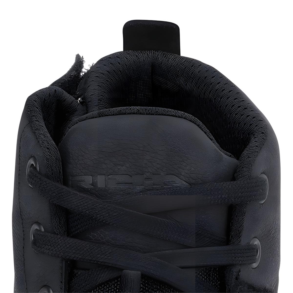 Richa Travis WP Black