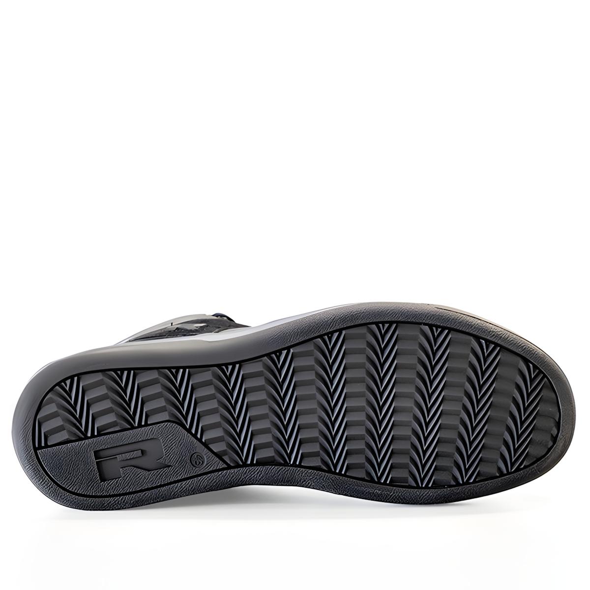 Richa Travis WP Black