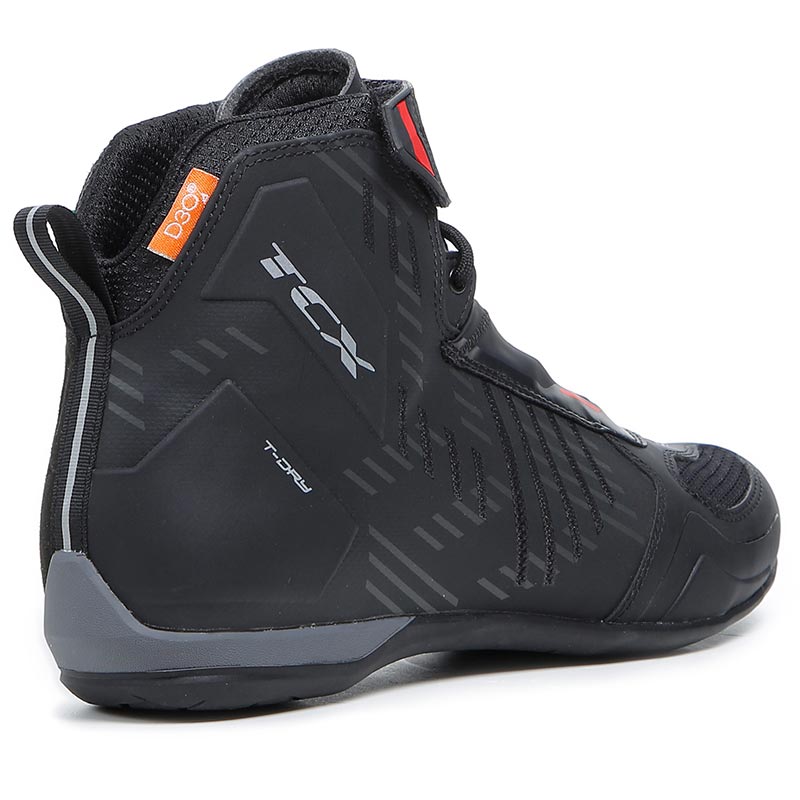 TCX R04D WP Waterproof Black