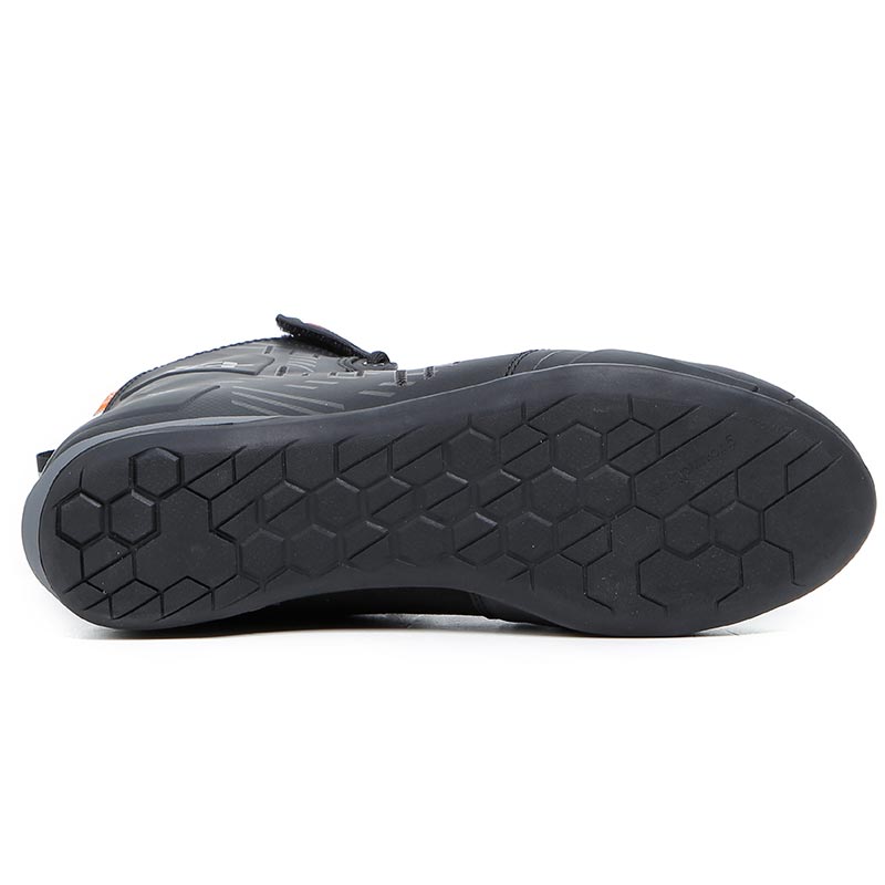 TCX R04D WP Waterproof Black