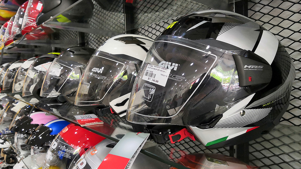 Are Premium Motorcycle Helmets Worth It?