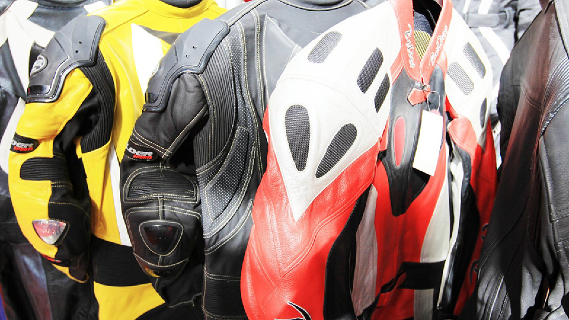 https://www.raceleathers.co.uk/image/cache/catalog/Blog%20Images/Motorcross%20Clothing%20Buying%20Guide-1920x1080.jpg