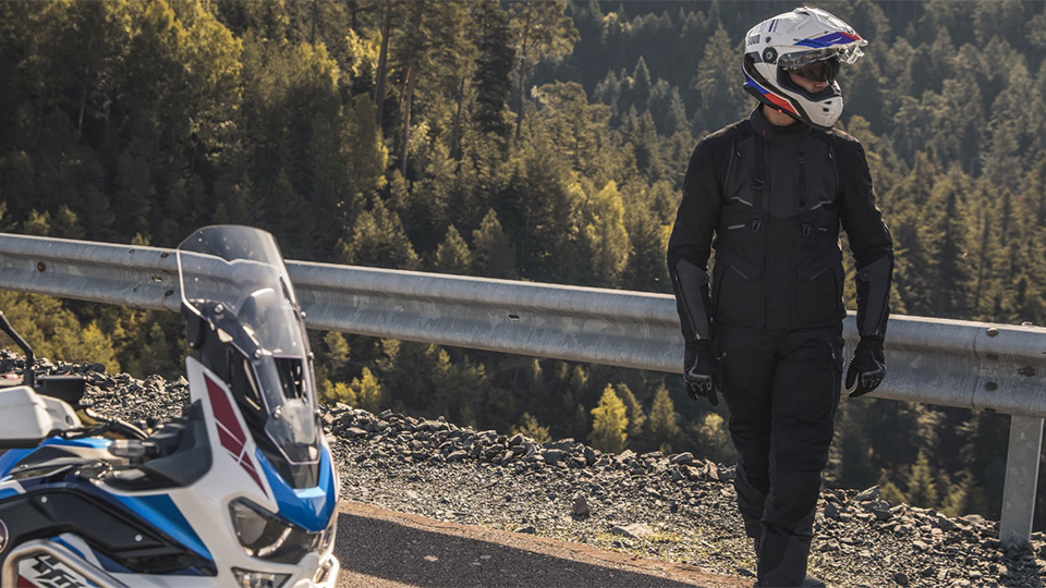 Scorpion ADF-9000 Helmet Review