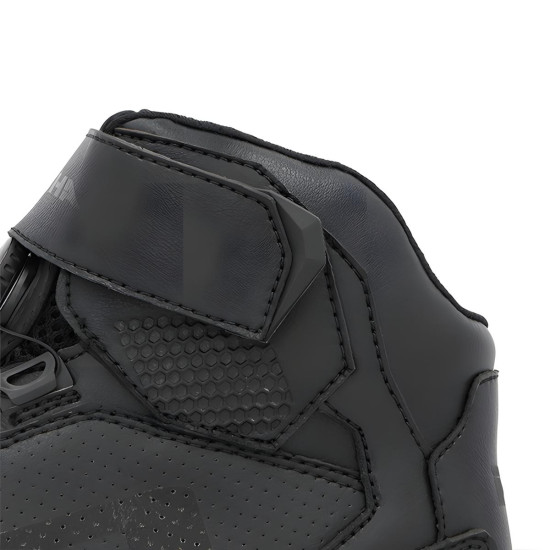 Richa Escape X Black Boots £129.99 Mens Motorcycle Touring Boots - SKU 084/4ESX/BK/38 from RaceLeathers Motorcycle Clothing