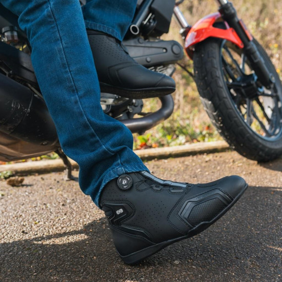 Oxford Helix Air Boot Black £129.99 Mens Motorcycle Touring Boots - SKU BM25010136 from RaceLeathers Motorcycle Clothing