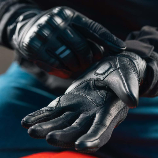 Oxford Omega 1.0 Air Mens Glove Stealth Black £49.99 Mens Motorcycle Gloves - SKU GM2531012XL from RaceLeathers Motorcycle Clothing