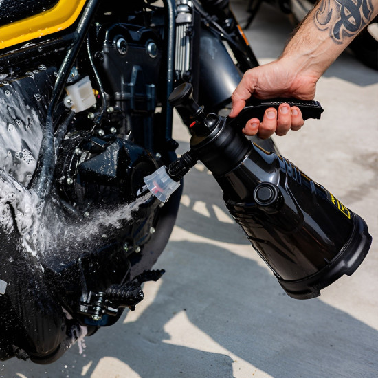 RiderR 2L Snow Foam Bottle £19.99 Tools - SKU 950/RR706 from RaceLeathers Motorcycle Clothing